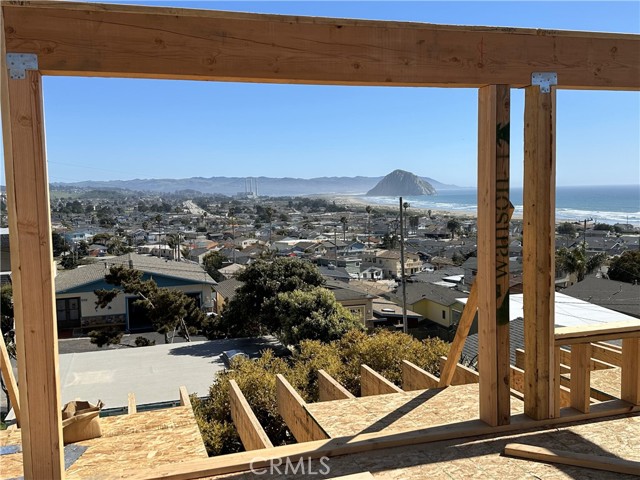 Detail Gallery Image 11 of 22 For 528 Blanca St, Morro Bay,  CA 93442 - 3 Beds | 2/1 Baths