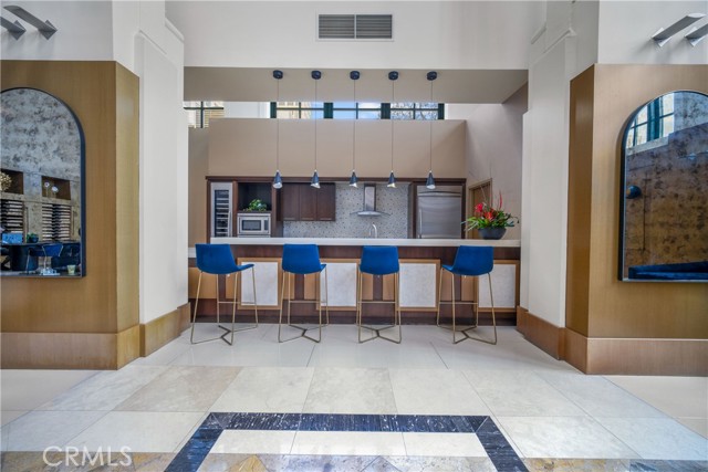 700 E Street, San Diego, California 92101, 1 Bedroom Bedrooms, ,2 BathroomsBathrooms,Residential,For Sale,E Street,OC24112082