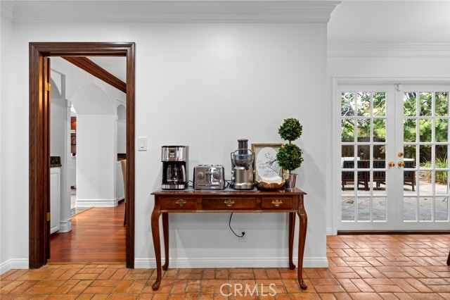 16842 Harkness Circle, Huntington Beach CA: https://media.crmls.org/medias/b93978be-00a9-4252-845b-9ab7f8768fcf.jpg
