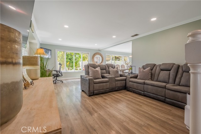 Detail Gallery Image 5 of 49 For 573 N Jalapa, Covina,  CA 91724 - 6 Beds | 3/1 Baths