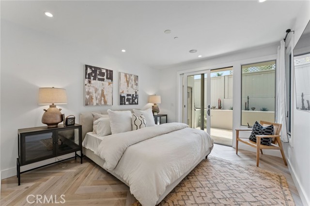 444 Morning Canyon Road, Corona del Mar CA: https://media.crmls.org/medias/b939e85a-5cc0-4988-9a9a-5d36d5a1f3a7.jpg