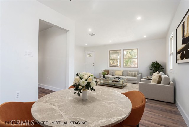 Detail Gallery Image 18 of 59 For 21511 Bassett St. & 6903 Alabama Ave., Canoga Park,  CA 91303 - 5 Beds | 4 Baths