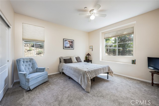 731 Oak Glade Drive, Fallbrook CA: https://media.crmls.org/medias/b93b014b-2e71-436b-84bb-11595223b4e3.jpg