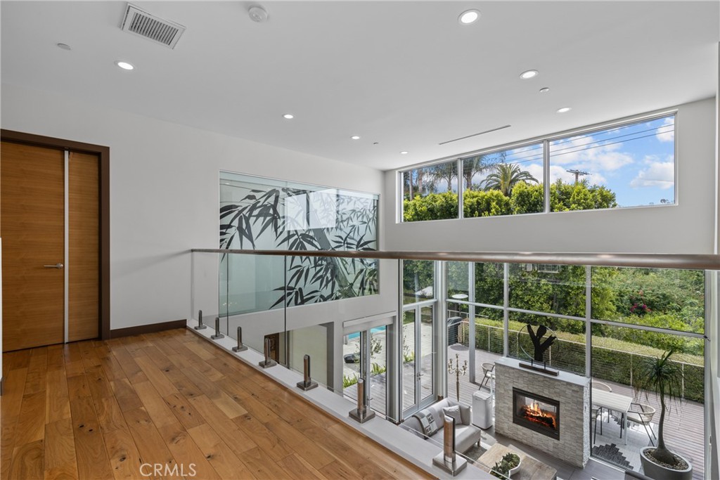 MLS #SR25260301 image #11