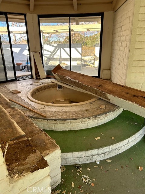 Detail Gallery Image 8 of 11 For 20572 Rancherias, Apple Valley,  CA 92307 - 6 Beds | 6 Baths