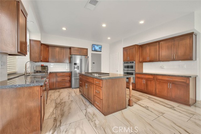 Detail Gallery Image 20 of 70 For 3571 Rio Ranch Rd, Corona,  CA 92882 - 5 Beds | 3 Baths