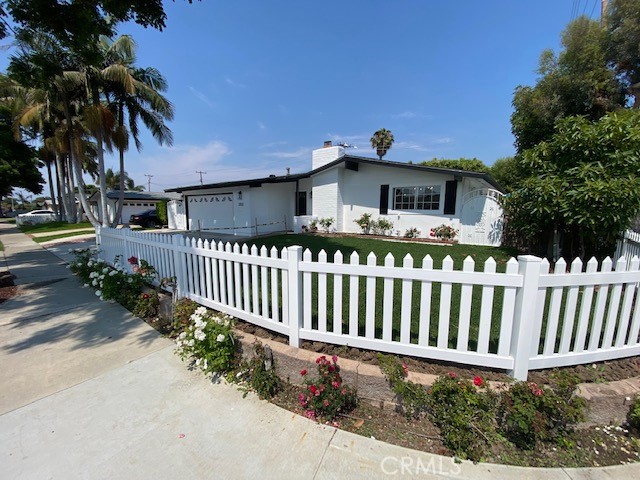 2252 Avalon St, Costa Mesa, CA 92626