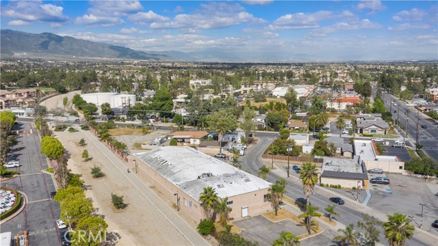 Image 25 of 27 For 9456 Roberds Street