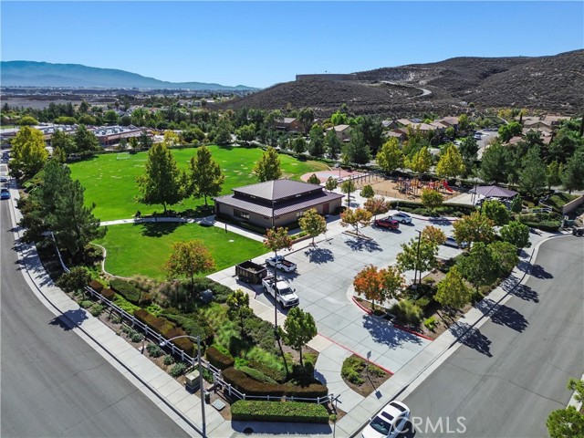 Detail Gallery Image 15 of 56 For 38160 Spring Canyon Dr, Murrieta,  CA 92563 - 5 Beds | 4 Baths