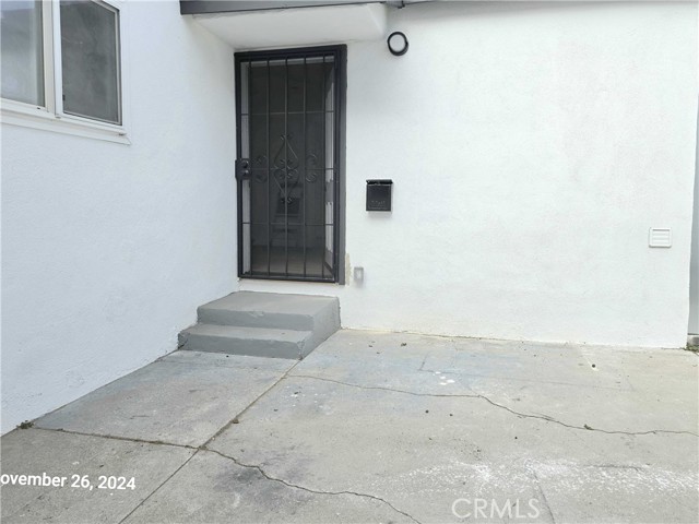 Detail Gallery Image 4 of 20 For 10916 S Inglewood Ave #10916 1/2,  Inglewood,  CA 90304 - 2 Beds | 2 Baths