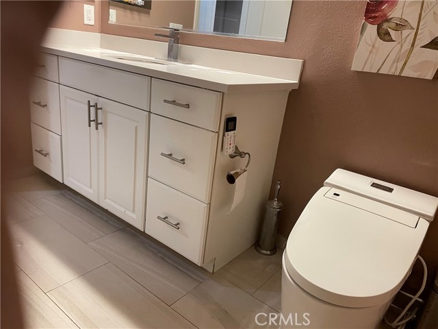 186 Rose Arch, Irvine CA: https://media.crmls.org/medias/b93f2f32-2584-4f93-a682-2645e6a5da55.jpg