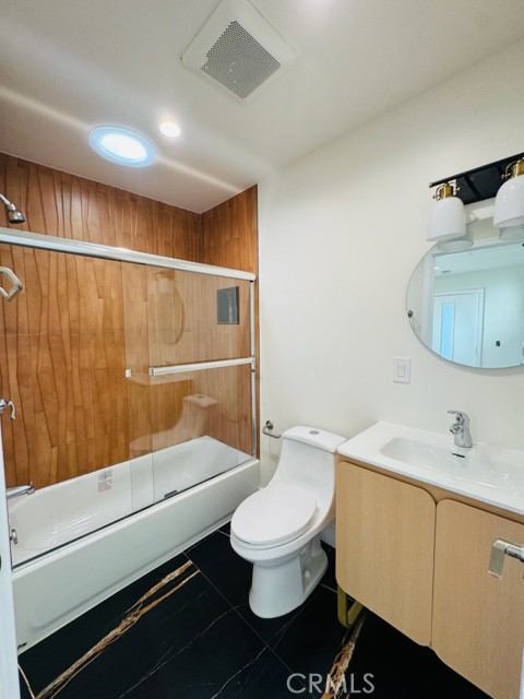 Detail Gallery Image 14 of 22 For 3015 Future, Glassell Park,  CA 90065 - 2 Beds | 1 Baths