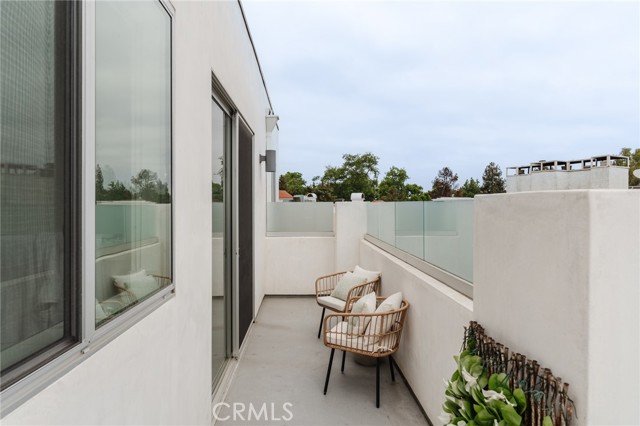 Detail Gallery Image 25 of 27 For 12045 Guerin St Ph4,  Studio City,  CA 91604 - 3 Beds | 3 Baths