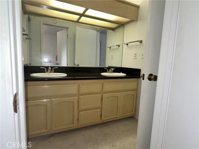 3072 Ironwood, Merced CA: https://media.crmls.org/medias/b941717e-b96c-41ab-b7b0-37598ae1eab6.jpg