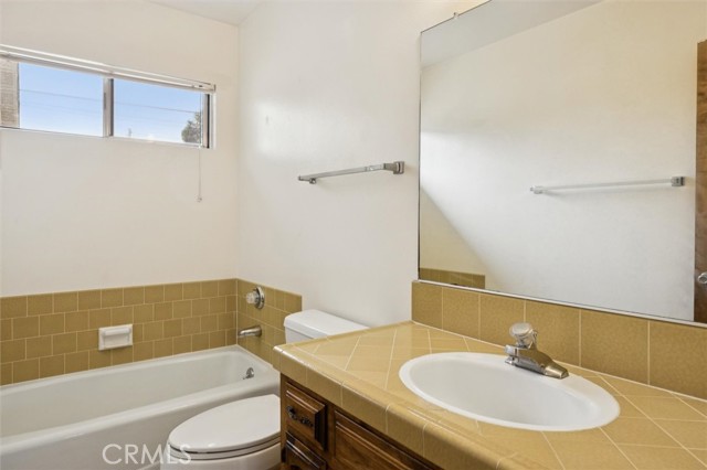 1892 8th Street, Los Osos CA: https://media.crmls.org/medias/b9429166-6ebe-48da-8763-c4b13da20a0b.jpg