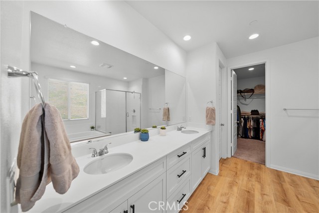 11298 Finders Court, Corona CA: https://media.crmls.org/medias/b9429fd8-9b11-43c9-8c9e-eb414b3a7663.jpg