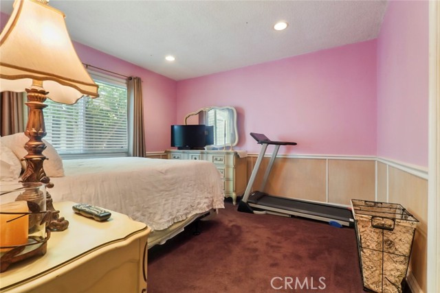 24308 Highlander, West Hills CA: https://media.crmls.org/medias/b9439f77-0f28-4025-94b7-4c349afbaac8.jpg