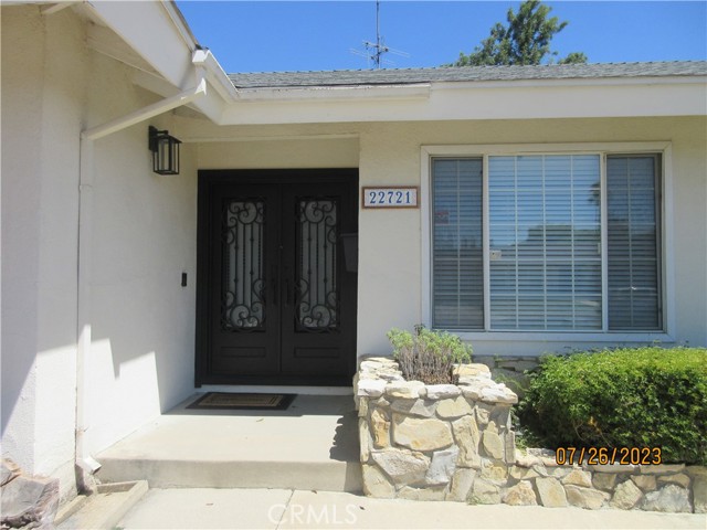 Detail Gallery Image 2 of 30 For 22721 Eccles St, West Hills,  CA 91304 - 3 Beds | 2/1 Baths