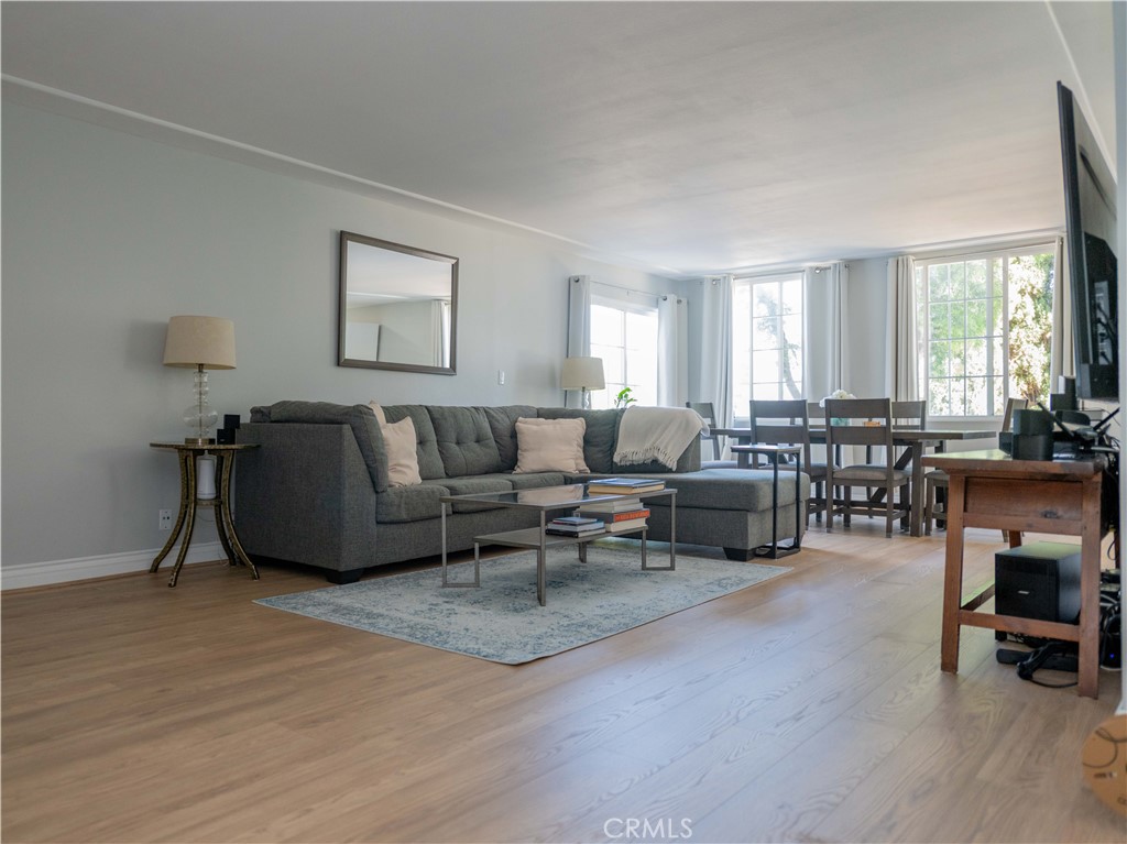 5050 Coldwater Canyon #102
