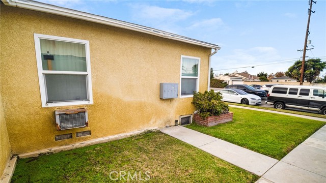 Detail Gallery Image 4 of 34 For 1812 E Carson St, Long Beach,  CA 90807 - – Beds | – Baths