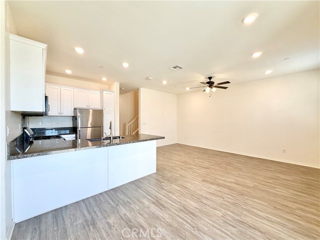 Detail Gallery Image 6 of 34 For 24120 Dolcetto Ave #805,  Murrieta,  CA 92562 - 3 Beds | 2/1 Baths