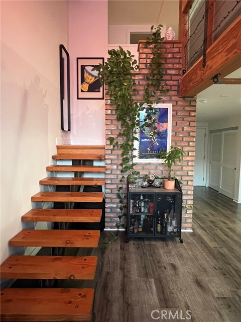 4215 Glencoe Avenue, Marina del Rey CA: https://media.crmls.org/medias/b944d8c5-0d6a-46e0-af35-ae2369dacedf.jpg