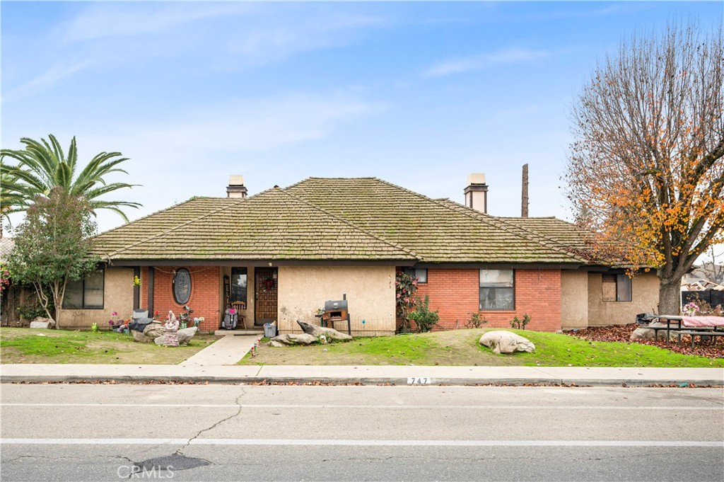 B9463D85 6929 4A27 8Bc8 Ebd8B60E050F 747 W Whitendale Avenue, Visalia, Ca 93277 &Lt;Span Style='BackgroundColor:transparent;Padding:0Px;'&Gt; &Lt;Small&Gt; &Lt;I&Gt; &Lt;/I&Gt; &Lt;/Small&Gt;&Lt;/Span&Gt;