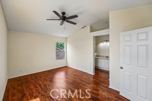 https://media.crmls.org/medias/b9477691-b27d-43f7-b578-e8a99a8c48a0.jpg?preset=X-Large