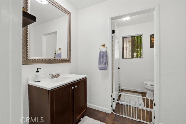 Detail Gallery Image 17 of 29 For 2123 Temple, Signal Hill,  CA 90755 - 2 Beds | 2/1 Baths