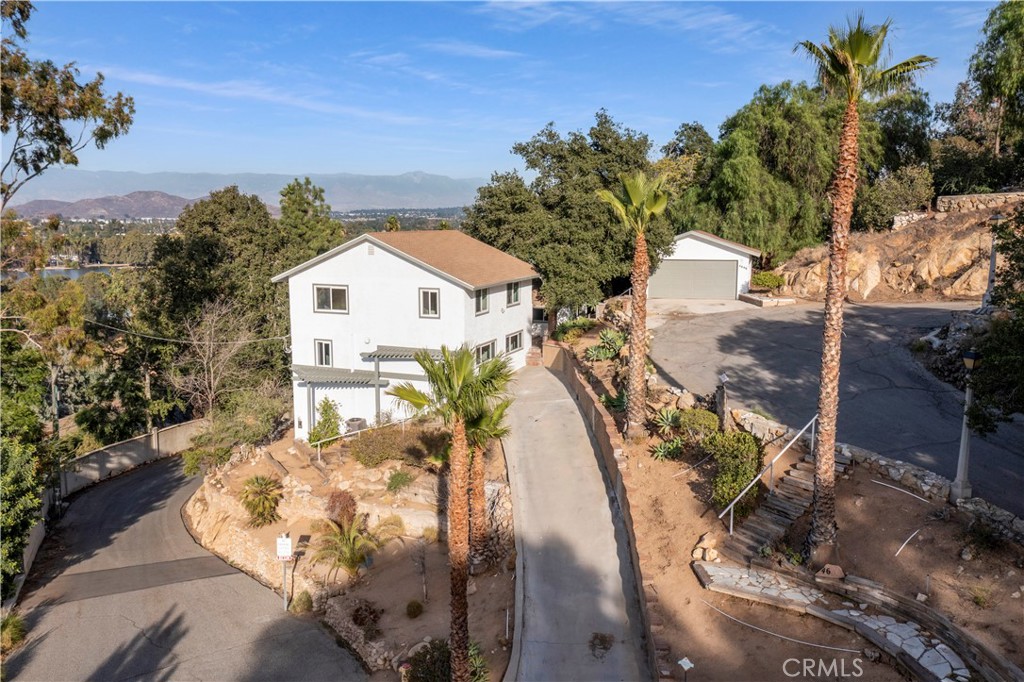 4646 Beacon Way