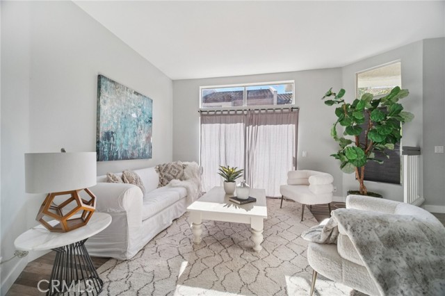 Detail Gallery Image 2 of 55 For 1730 Sinaloa Rd #308,  Simi Valley,  CA 93065 - 2 Beds | 1/1 Baths