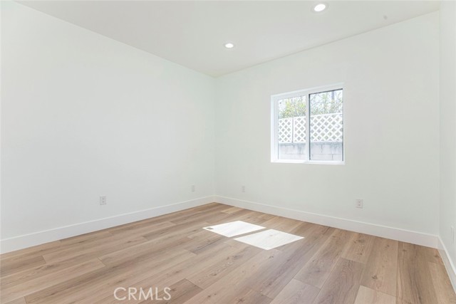 Detail Gallery Image 21 of 27 For 8256 1/2 Vantage Ave, North Hollywood,  CA 91605 - 3 Beds | 2/1 Baths