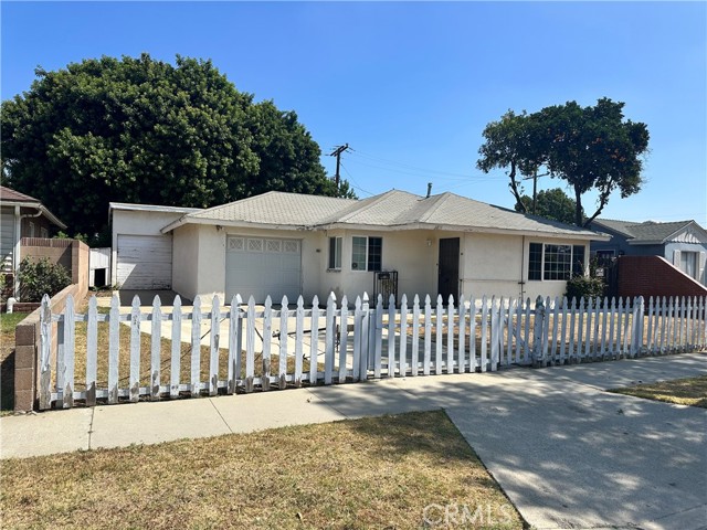 3819 E La Jara Street, Long Beach CA: https://media.crmls.org/medias/b9495766-6d5d-4743-8458-1585c930cf26.jpg