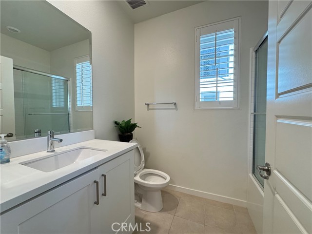 Detail Gallery Image 8 of 43 For 129 Cadence, Irvine,  CA 92618 - 3 Beds | 3/1 Baths