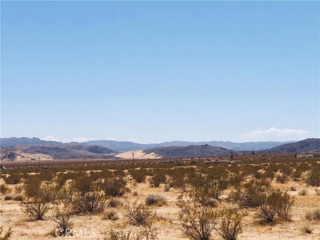 Detail Gallery Image 3 of 7 For 0 Near Emerald Dr, Twentynine Palms,  CA 92277 - – Beds | – Baths