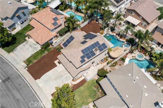 8880 Stony Brook Circle, Riverside CA: https://media.crmls.org/medias/b94a5369-8c06-4796-9a75-2fc77b48402b.jpg