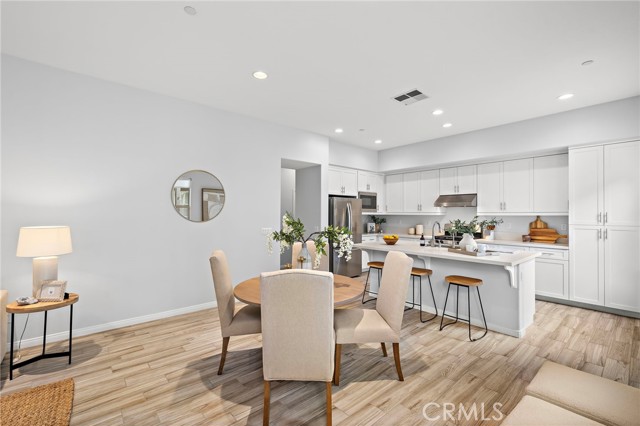 Detail Gallery Image 4 of 42 For 21 Promesa Ave, Rancho Mission Viejo,  CA 92694 - 3 Beds | 2/1 Baths