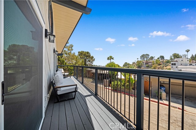 2838 Lambert Drive, Los Angeles CA: https://media.crmls.org/medias/b94be50e-9779-4365-820a-741d1f435e11.jpg