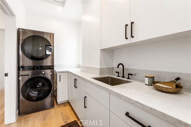 223 Orchid Avenue, Corona del Mar CA: https://media.crmls.org/medias/b94c01e9-350d-4050-b24b-34667a9f9b8f.jpg