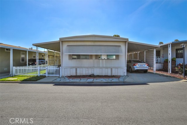 Detail Gallery Image 3 of 50 For 2755 Arrow Hwy #175,  La Verne,  CA 91750 - 2 Beds | 2 Baths