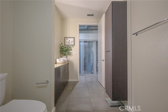 Detail Gallery Image 19 of 75 For 133 the Promenade #334,  Long Beach,  CA 90802 - 1 Beds | 1 Baths