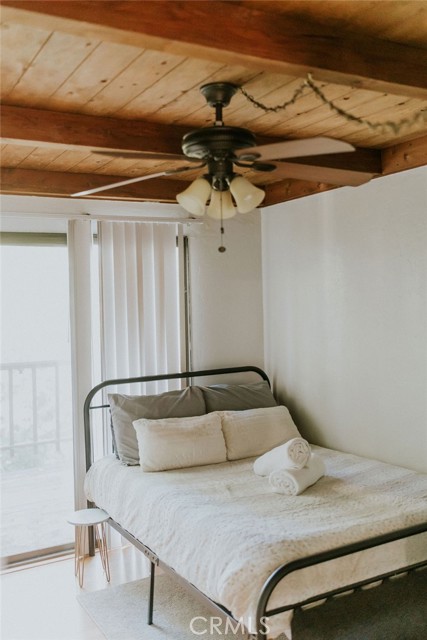 Detail Gallery Image 8 of 41 For 2352 Pine Dr, Arrowbear,  CA 92382 - 3 Beds | 2 Baths