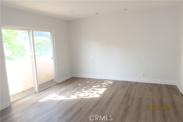 1064 S Garfield Avenue, Monterey Park CA: https://media.crmls.org/medias/b94d39df-f400-411c-b668-5f548bd0b023.jpg