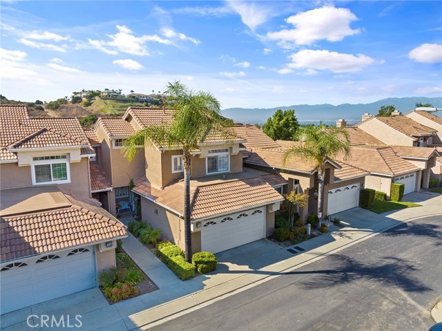 Detail Gallery Image 2 of 44 For 1580 Elegante Ct, Corona,  CA 92882 - 2 Beds | 2/1 Baths