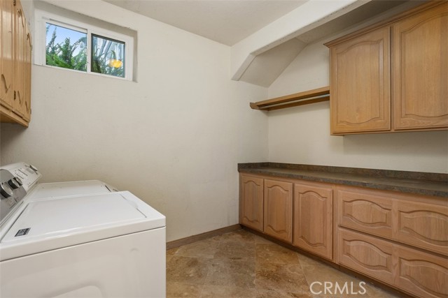 Detail Gallery Image 20 of 40 For 2114 Vista Valle Verde Dr, Fallbrook,  CA 92028 - 5 Beds | 3/1 Baths