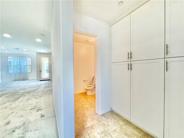Detail Gallery Image 15 of 17 For 144 Capricorn, Irvine,  CA 92618 - 3 Beds | 3/1 Baths