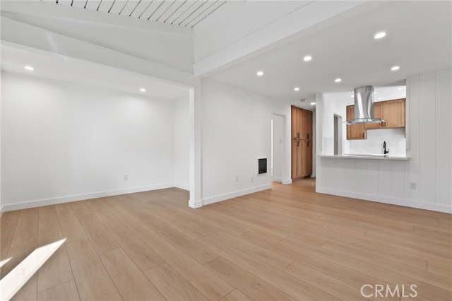 Front Image Thumbnail for CROC25276171