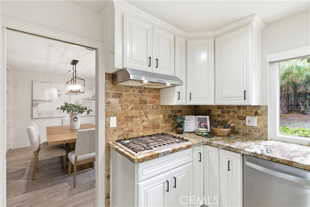 Detail Gallery Image 10 of 59 For 21630 Edward, Cupertino,  CA 95014 - 5 Beds | 3 Baths