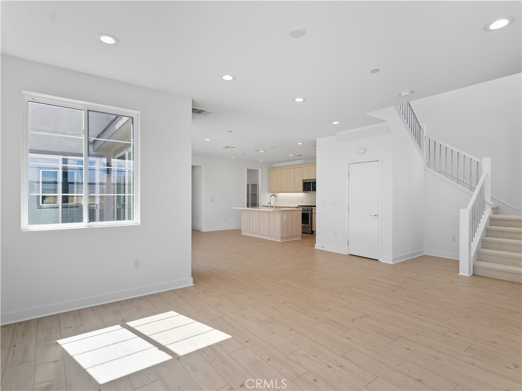 MLS #OC25227775 image #5