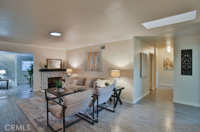 Detail Gallery Image 17 of 19 For 17252 Apel Ln, Huntington Beach,  CA 92649 - 6 Beds | 3 Baths